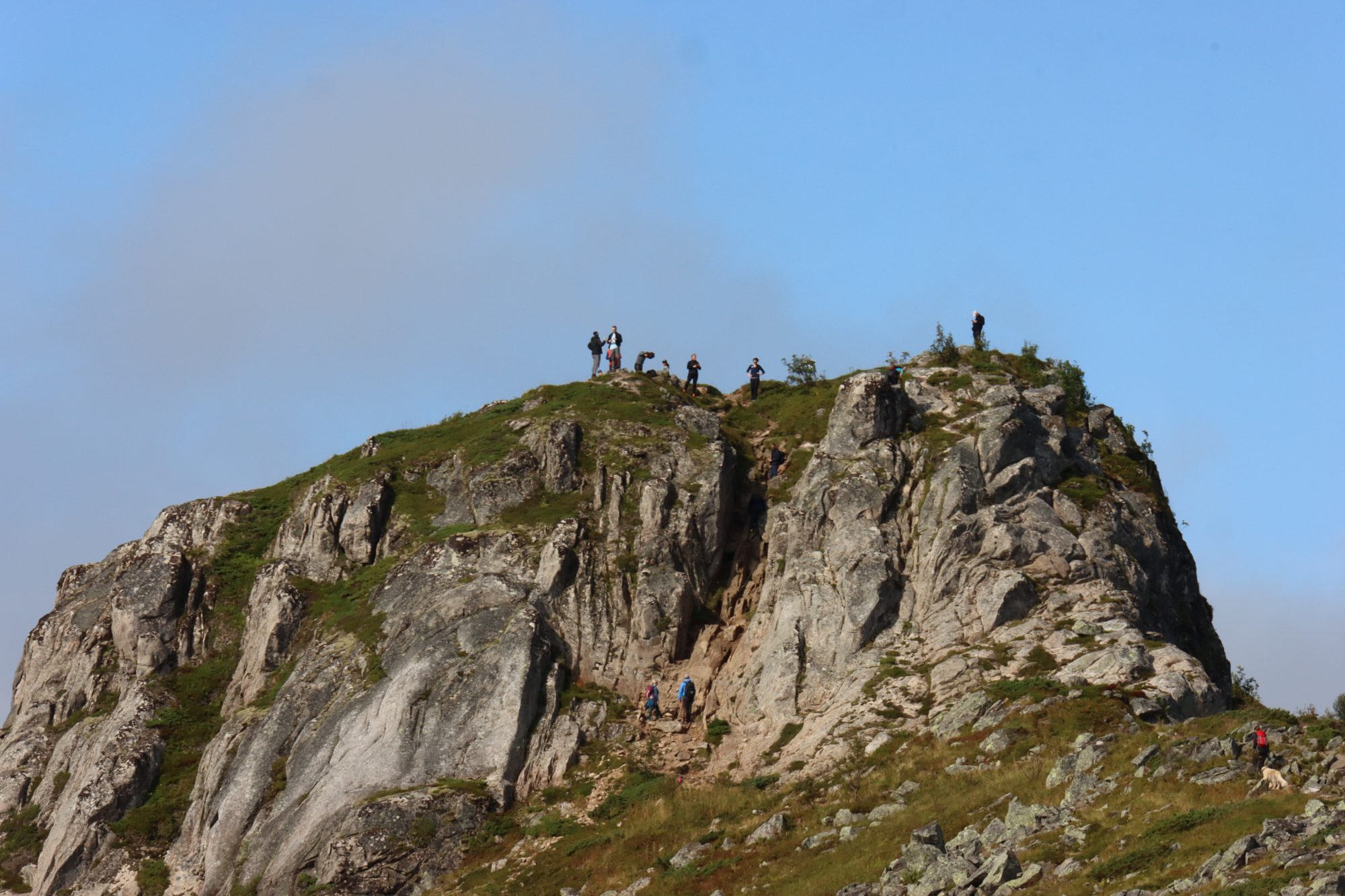 Five Short Lofoten Hikes For Great Mountain Top Views - Routes And Trips